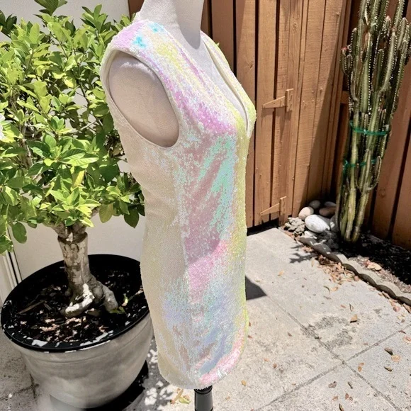 PETITE Sequin Shift Dress. Mini. Zipper Closure. - Picture 5 of 9